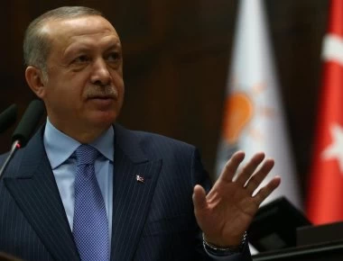 Ρ.Τ.Ερντογάν: «Θετικά μηνύματα από Αθήνα για παράδοση των 8» - Μάλλον απίθανο...